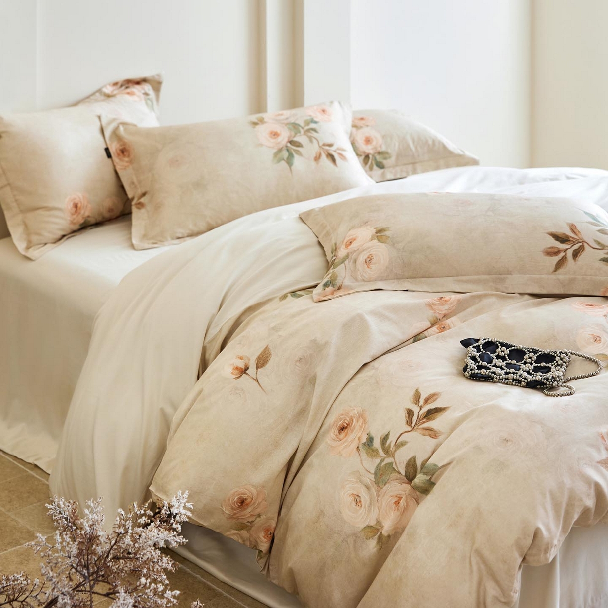 91家纺网 家纺一手货源 找家纺 帅露家纺 2026新款全棉60支长绒棉数码印花四件套 莫奈花园灰