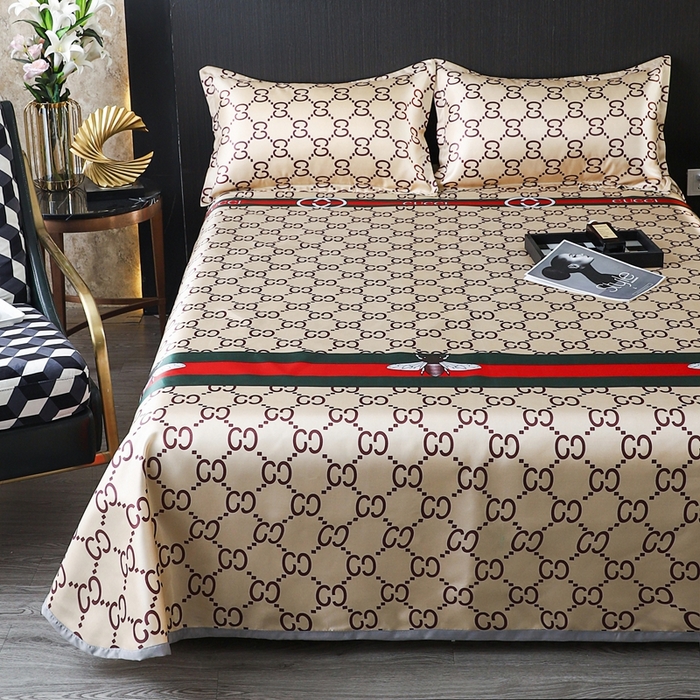 91家纺网 家纺一手货源 找家纺 梵克保罗 2026春夏新款凉感冰丝凉席床单款凉席三件套 小蜜蜂