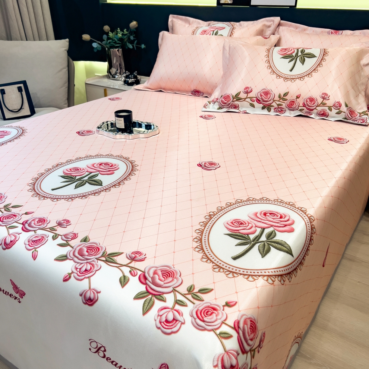 91家纺网 家纺一手货源 找家纺 梵克保罗 2026春夏新款凉感冰丝凉席床单款凉席三件套 野莓