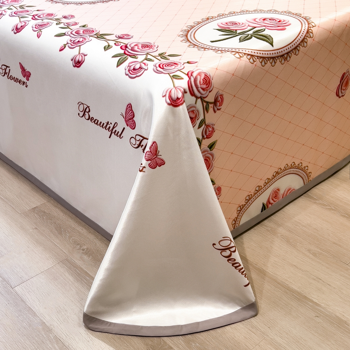 91家纺网 家纺一手货源 找家纺 梵克保罗 2026春夏新款凉感冰丝凉席床单款凉席三件套 野莓