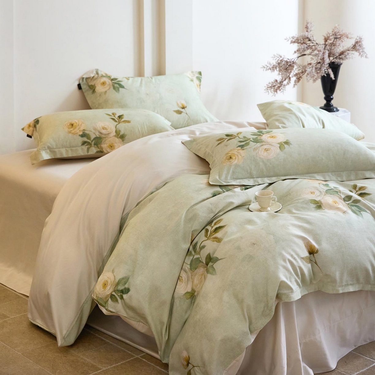 91家纺网 家纺一手货源 找家纺 帅露家纺 2026新款全棉60支长绒棉数码印花四件套 莫奈花园绿