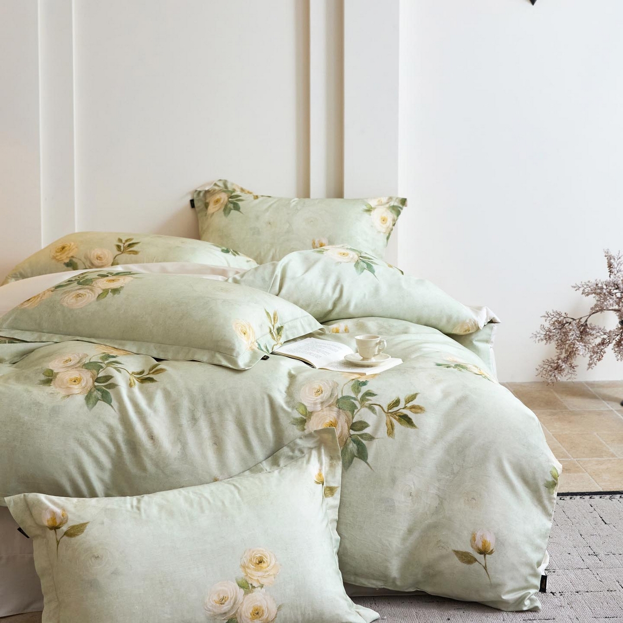 91家纺网 家纺一手货源 找家纺 帅露家纺 2026新款全棉60支长绒棉数码印花四件套 莫奈花园绿