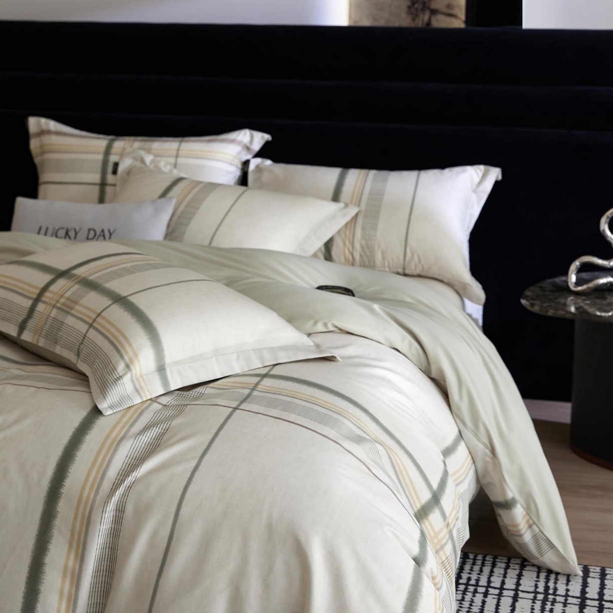 91家纺网 家纺一手货源 找家纺 帅露家纺 2026新款全棉60支长绒棉数码印花四件套 品格绿