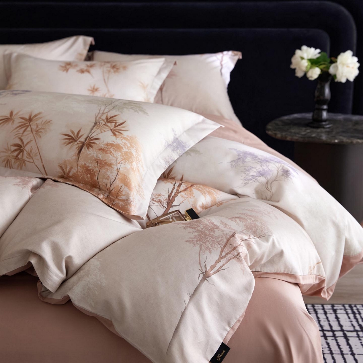 91家纺网 家纺一手货源 找家纺 帅露家纺 2026新款全棉60支长绒棉数码印花四件套 森屿咖