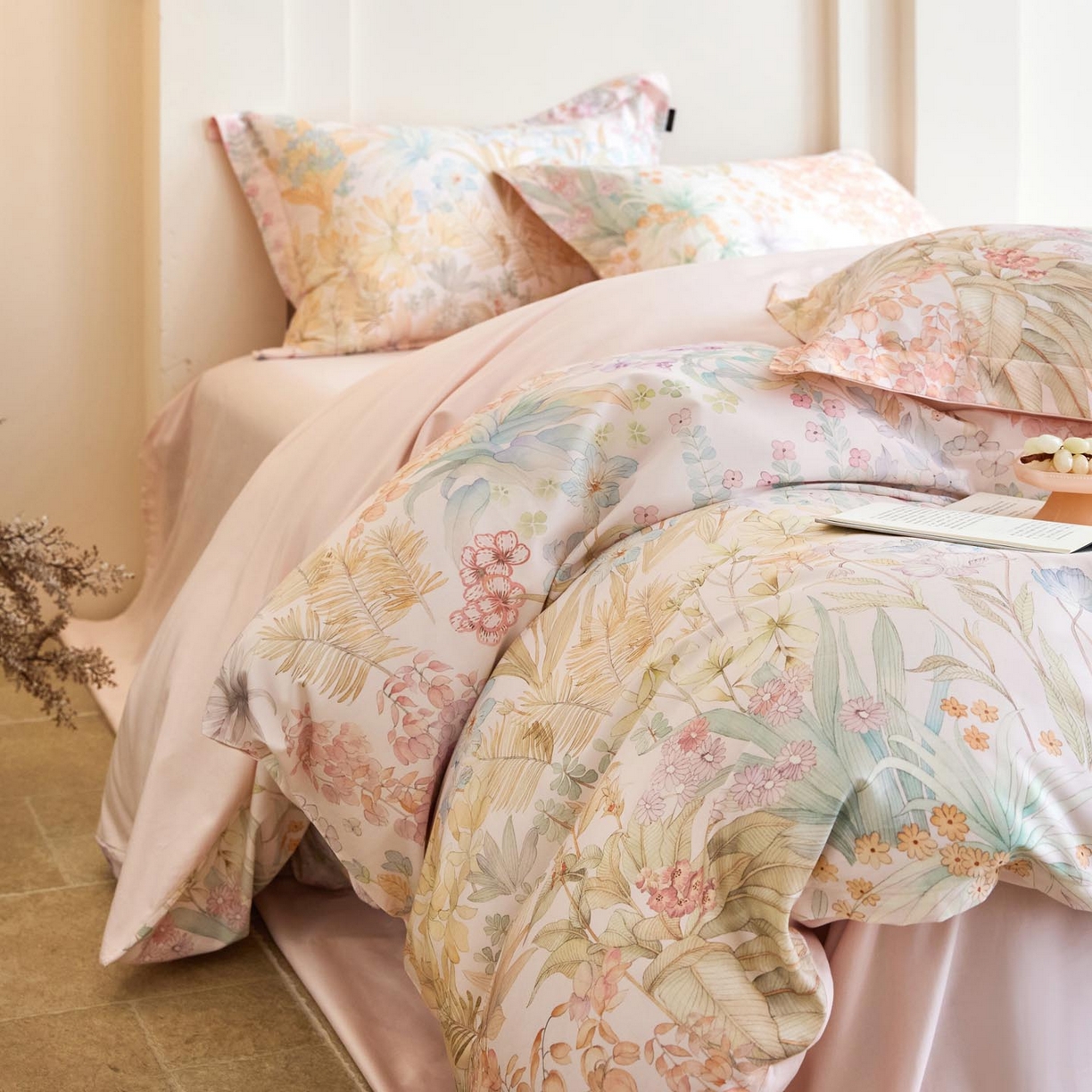 91家纺网 家纺一手货源 找家纺 帅露家纺 2026新款全棉60支长绒棉数码印花四件套 伊甸园