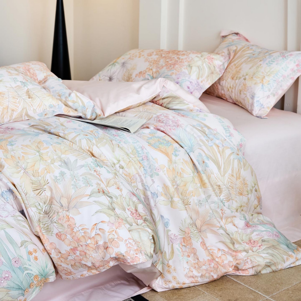 91家纺网 家纺一手货源 找家纺 帅露家纺 2026新款全棉60支长绒棉数码印花四件套 伊甸园