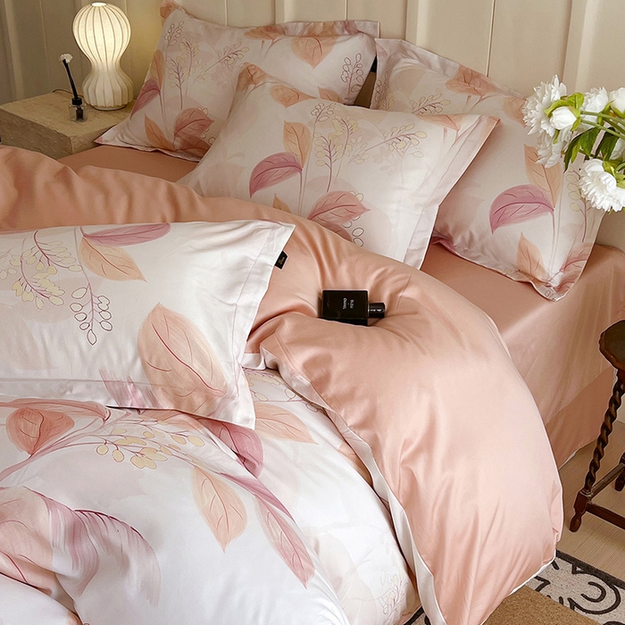 91家纺网 家纺一手货源 找家纺 帅露家纺 2026新款全棉60支长绒棉数码印花四件套 悦妍-粉