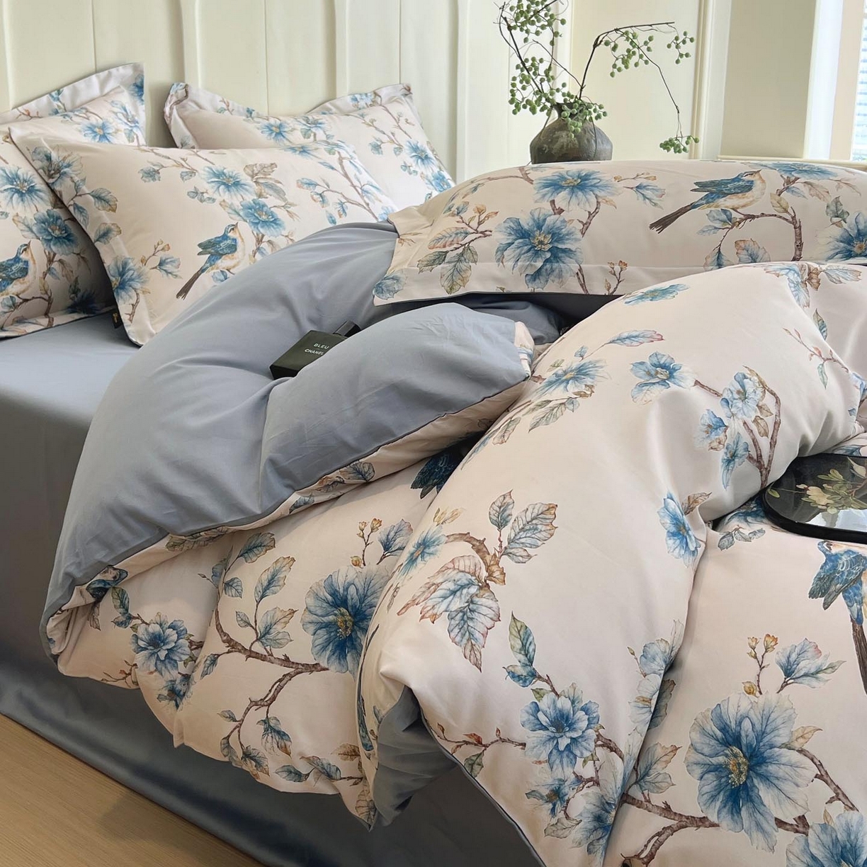 91家纺网 家纺一手货源 找家纺 帅露家纺 2026新款全棉60支长绒棉数码印花四件套 仲夏之梦