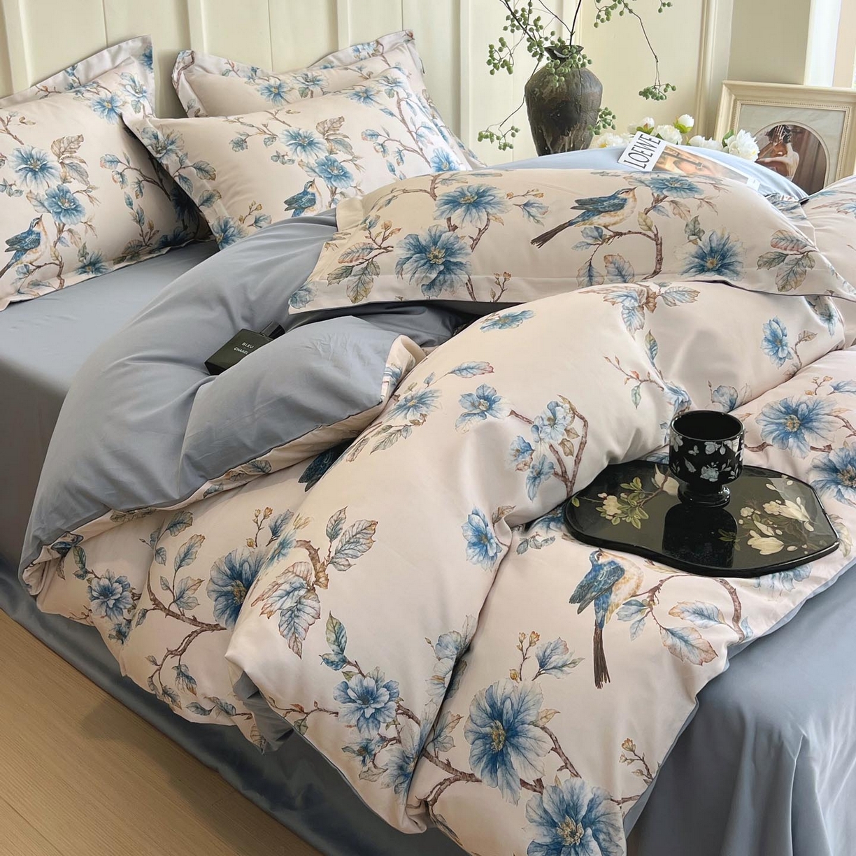 91家纺网 家纺一手货源 找家纺 帅露家纺 2026新款全棉60支长绒棉数码印花四件套 仲夏之梦