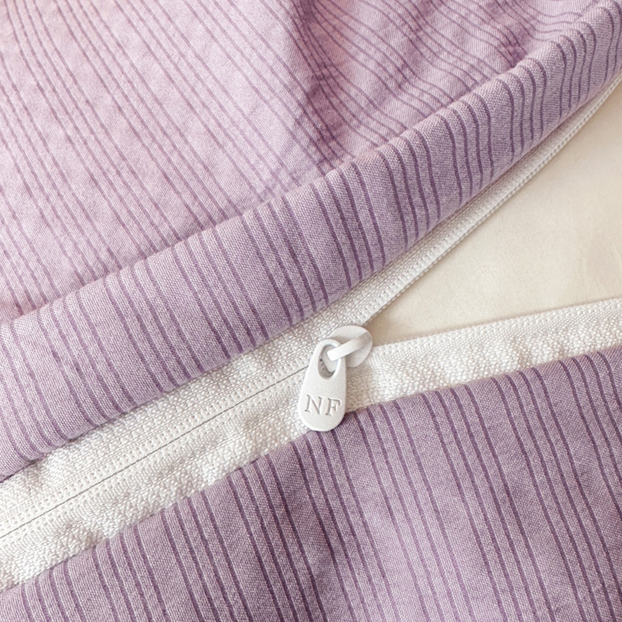 91家纺网 家纺一手货源 找家纺 诺梵家纺 2026春夏新品高克重拼接泡芙纱泡泡皱皱纱四件套 贝丽丝