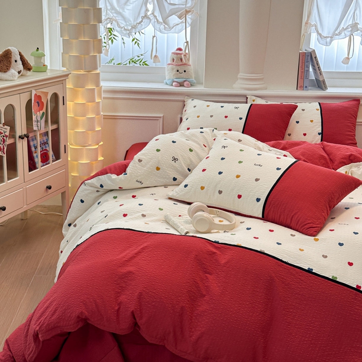 91家纺网 家纺一手货源 找家纺 诺梵家纺 2026春夏新品高克重拼接泡芙纱泡泡皱皱纱四件套 悸动