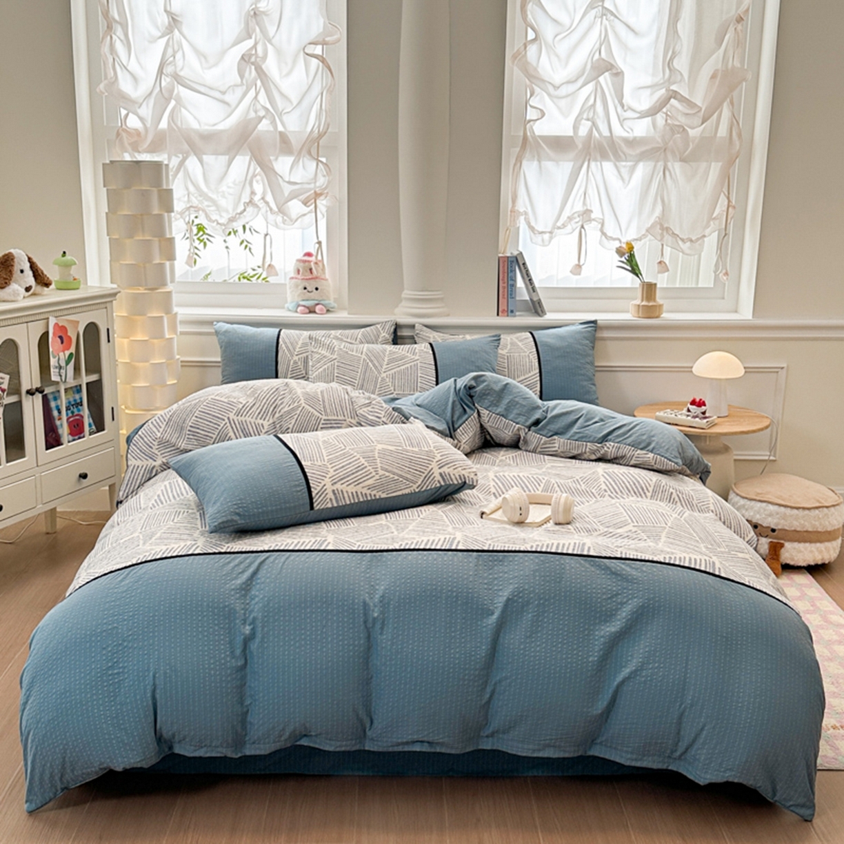 91家纺网 家纺一手货源 找家纺 诺梵家纺 2026春夏新品高克重拼接泡芙纱泡泡皱皱纱四件套 蓝纹序