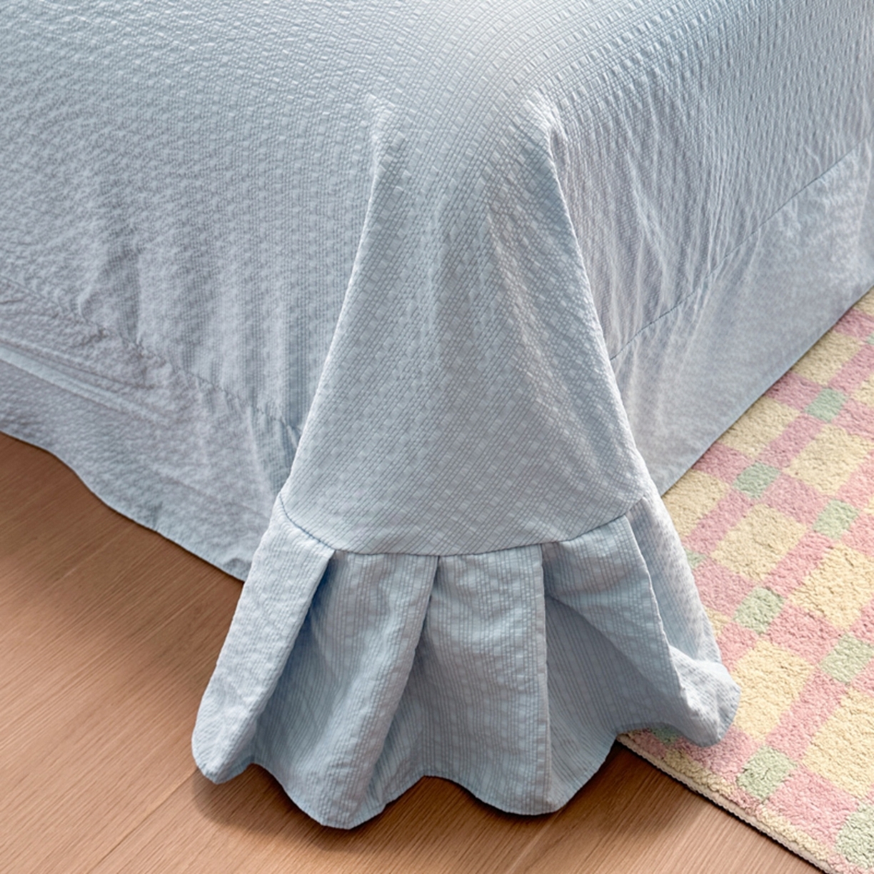 91家纺网 家纺一手货源 找家纺 诺梵家纺 2026春夏新品高克重拼接泡芙纱泡泡皱皱纱四件套 萌萌喵