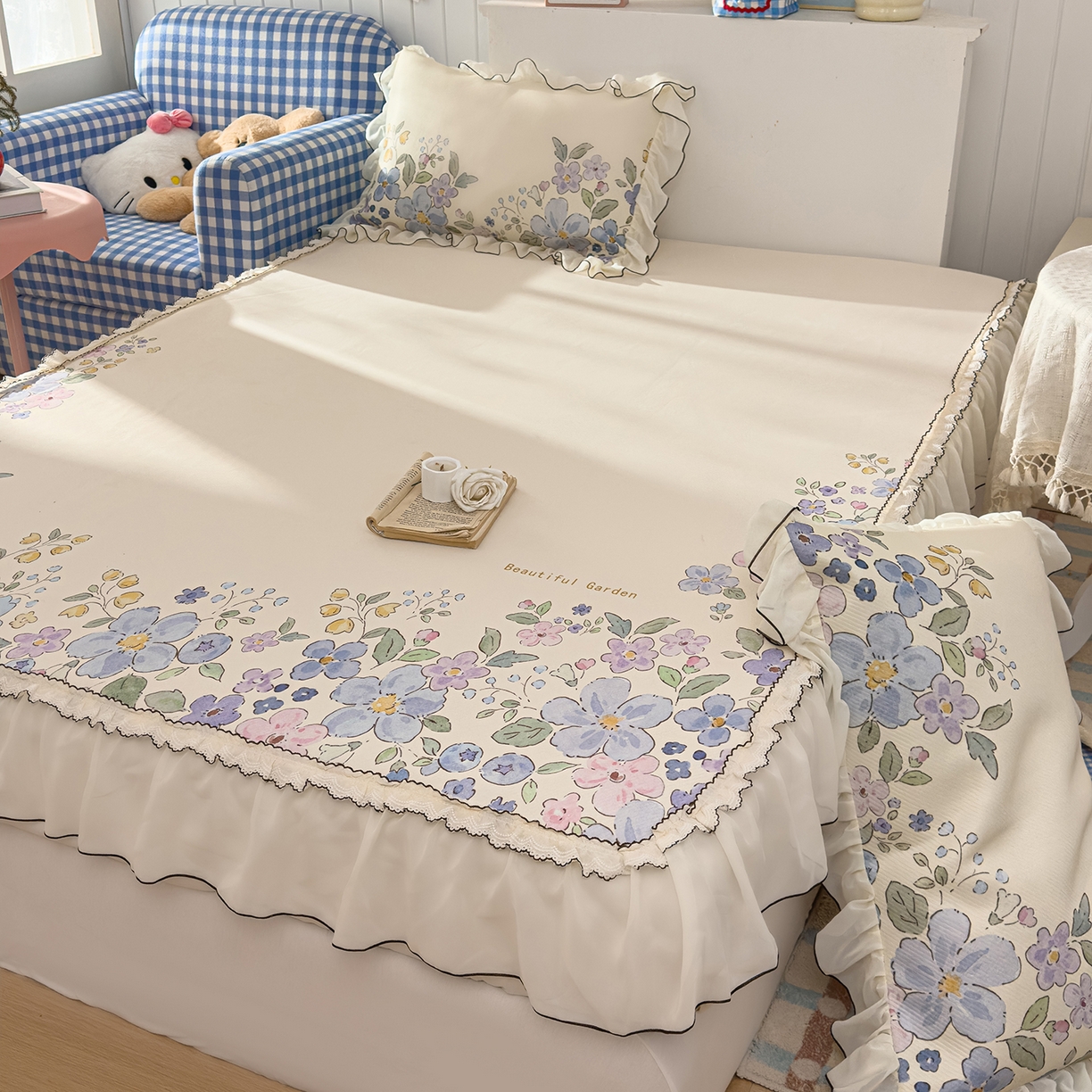 91家纺网 家纺一手货源 找家纺 川悦生活 2026新款凉豆豆凉感冰丝床裙三件套 莫奈花园