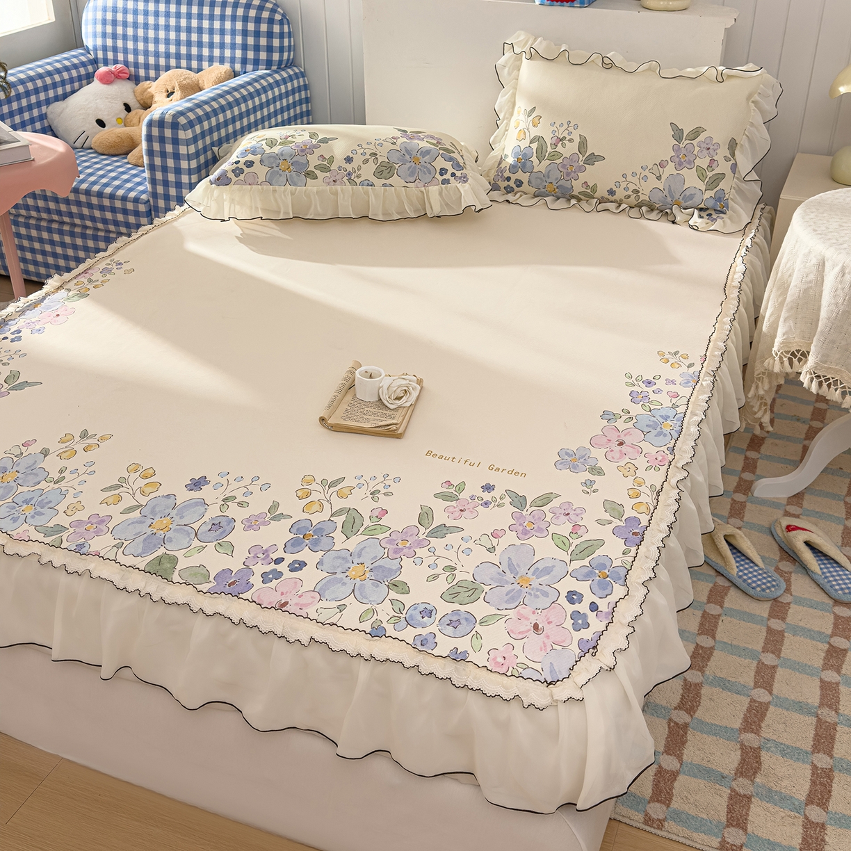 91家纺网 家纺一手货源 找家纺 川悦生活 2026新款凉豆豆凉感冰丝床裙三件套 莫奈花园