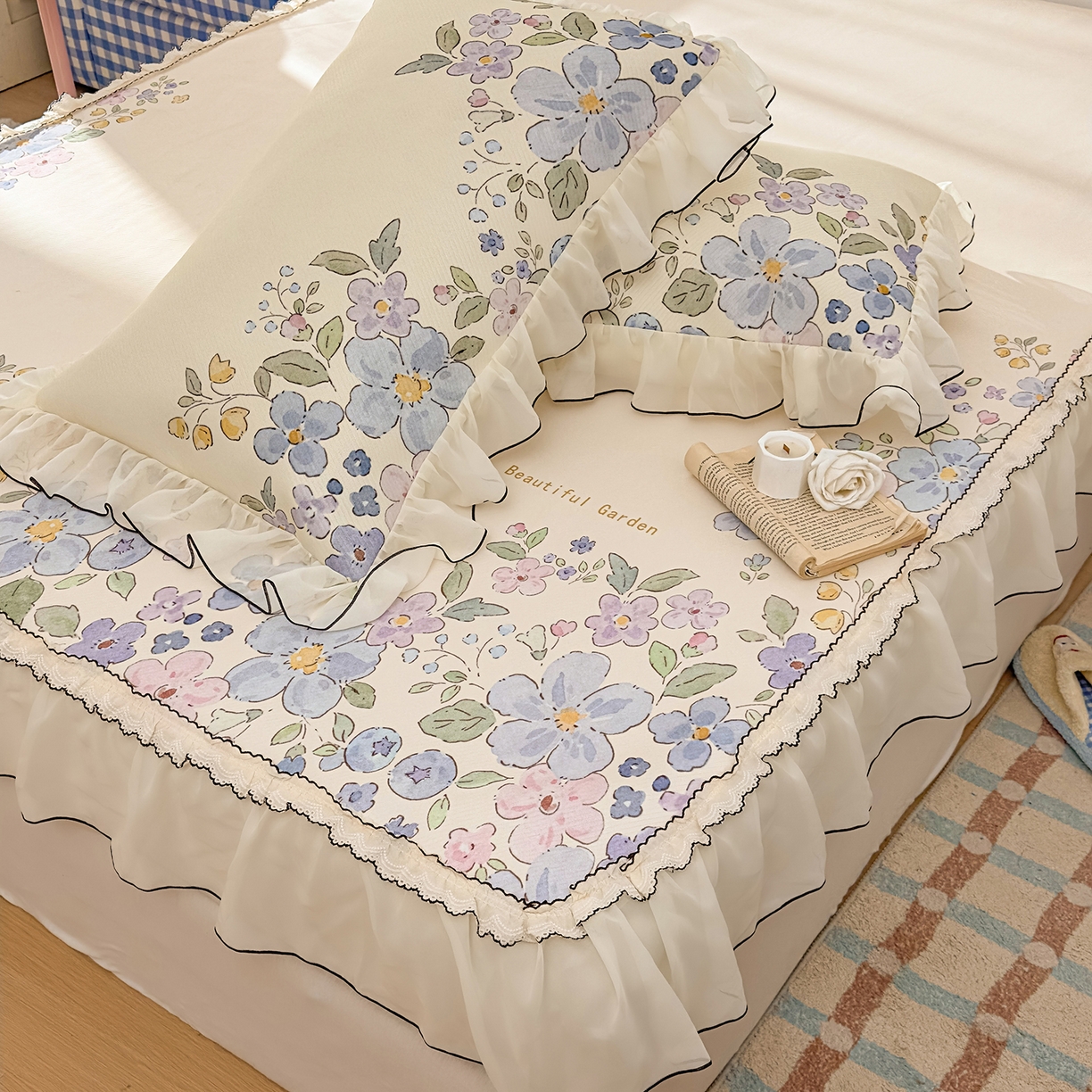 91家纺网 家纺一手货源 找家纺 川悦生活 2026新款凉豆豆凉感冰丝床裙三件套 莫奈花园