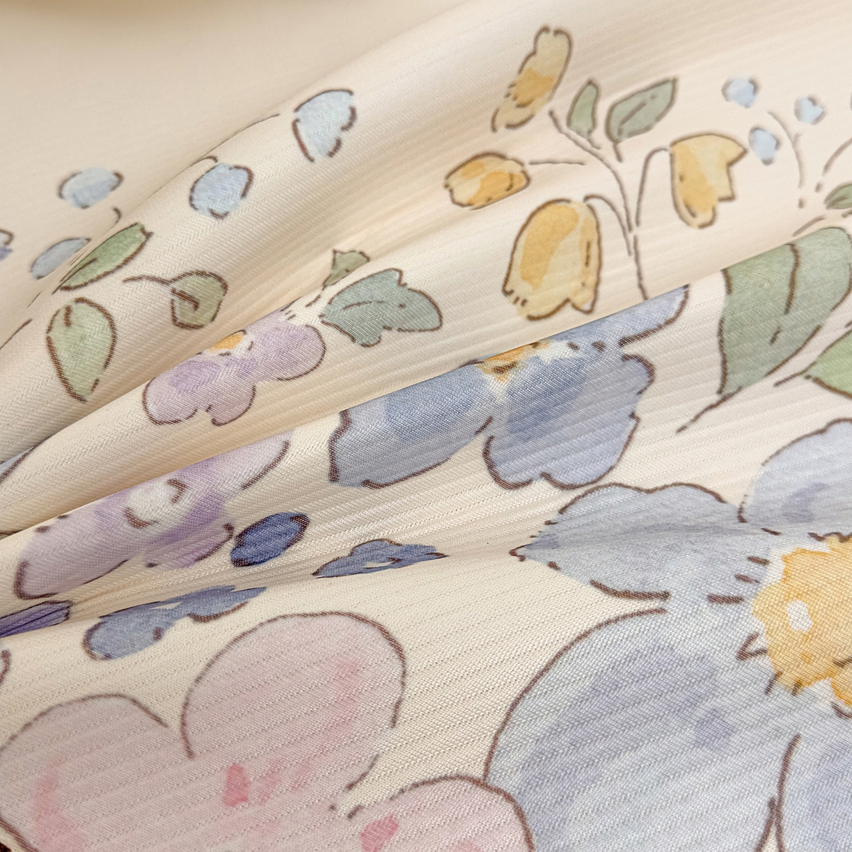 91家纺网 家纺一手货源 找家纺 川悦生活 2026新款凉豆豆凉感冰丝床裙三件套 莫奈花园