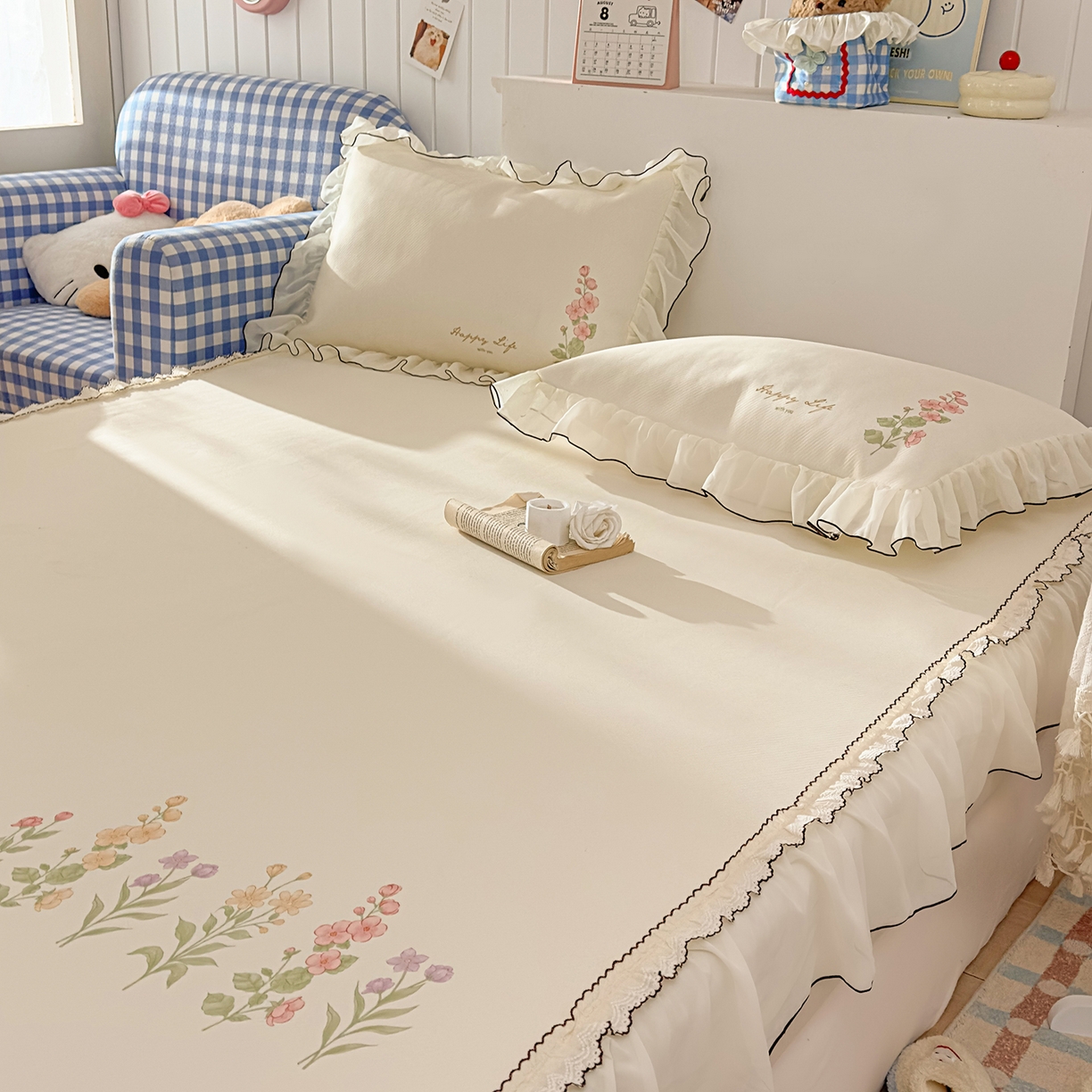 91家纺网 家纺一手货源 找家纺 川悦生活 2026新款凉豆豆凉感冰丝床裙三件套 花间小叙