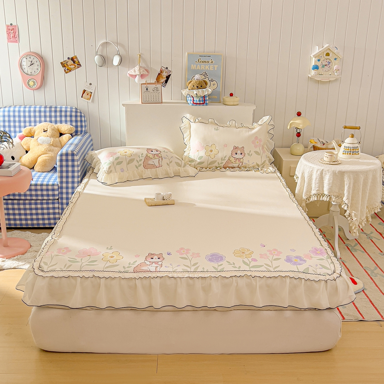 91家纺网 家纺一手货源 找家纺 川悦生活 2026新款凉豆豆凉感冰丝床裙三件套 软芙花眠