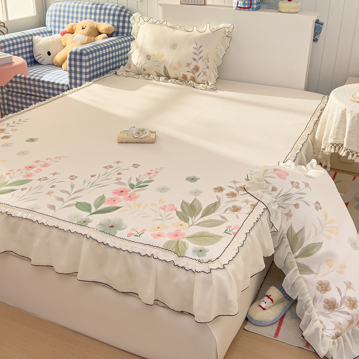 91家纺网 家纺一手货源 找家纺 川悦生活 2026新款凉豆豆凉感冰丝床裙三件套 水悦