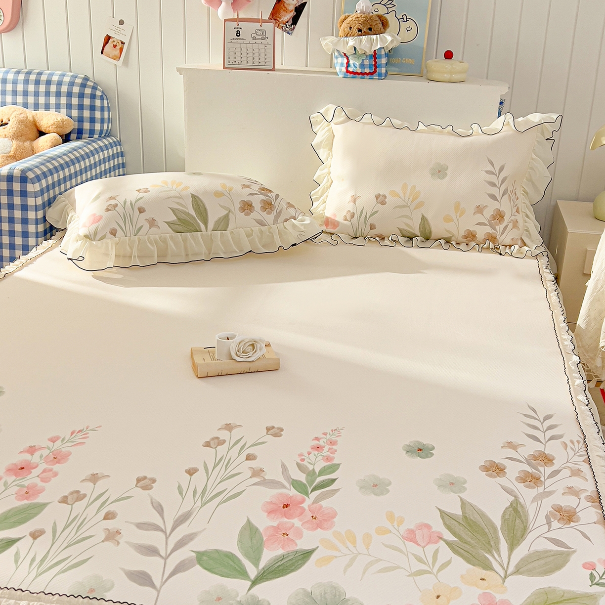 91家纺网 家纺一手货源 找家纺 川悦生活 2026新款凉豆豆凉感冰丝床裙三件套 水悦