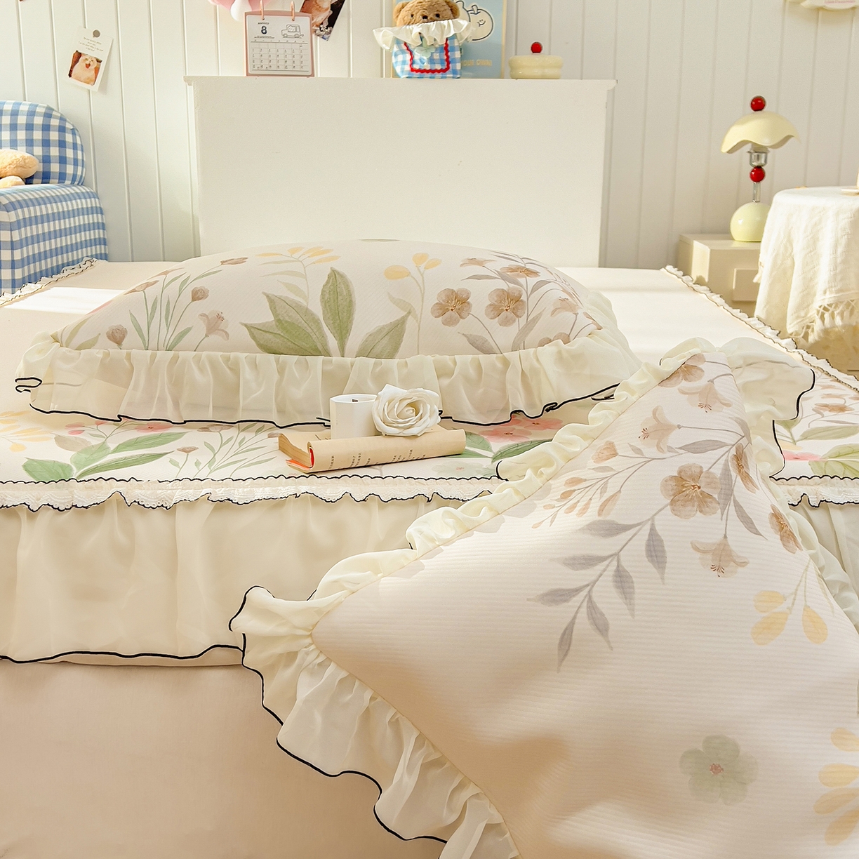 91家纺网 家纺一手货源 找家纺 川悦生活 2026新款凉豆豆凉感冰丝床裙三件套 水悦