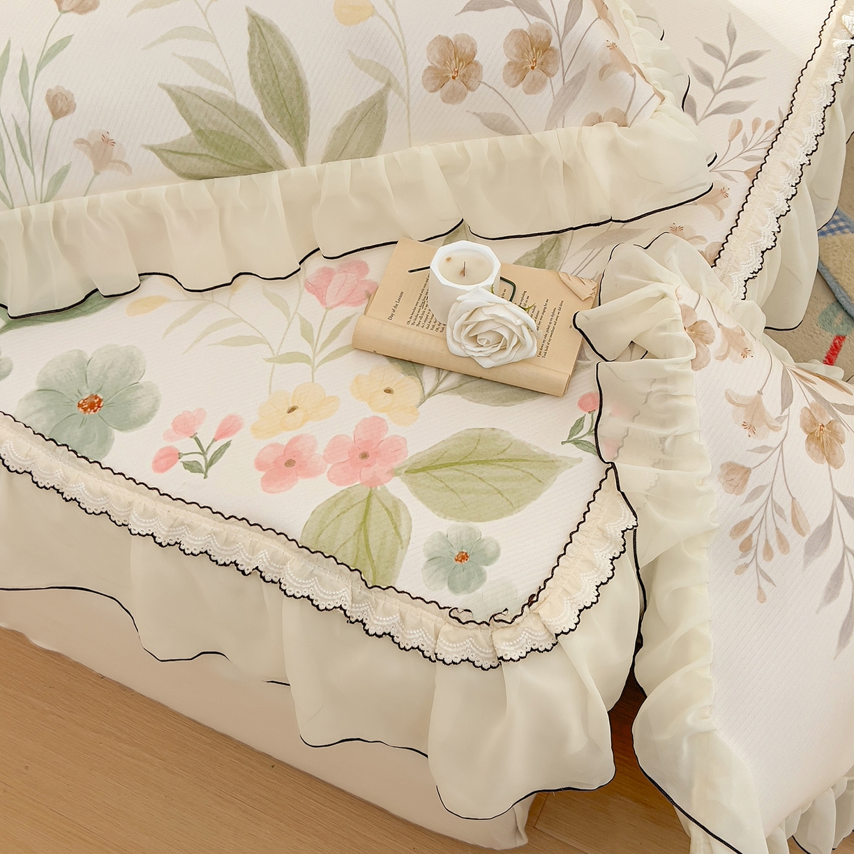 91家纺网 家纺一手货源 找家纺 川悦生活 2026新款凉豆豆凉感冰丝床裙三件套 水悦