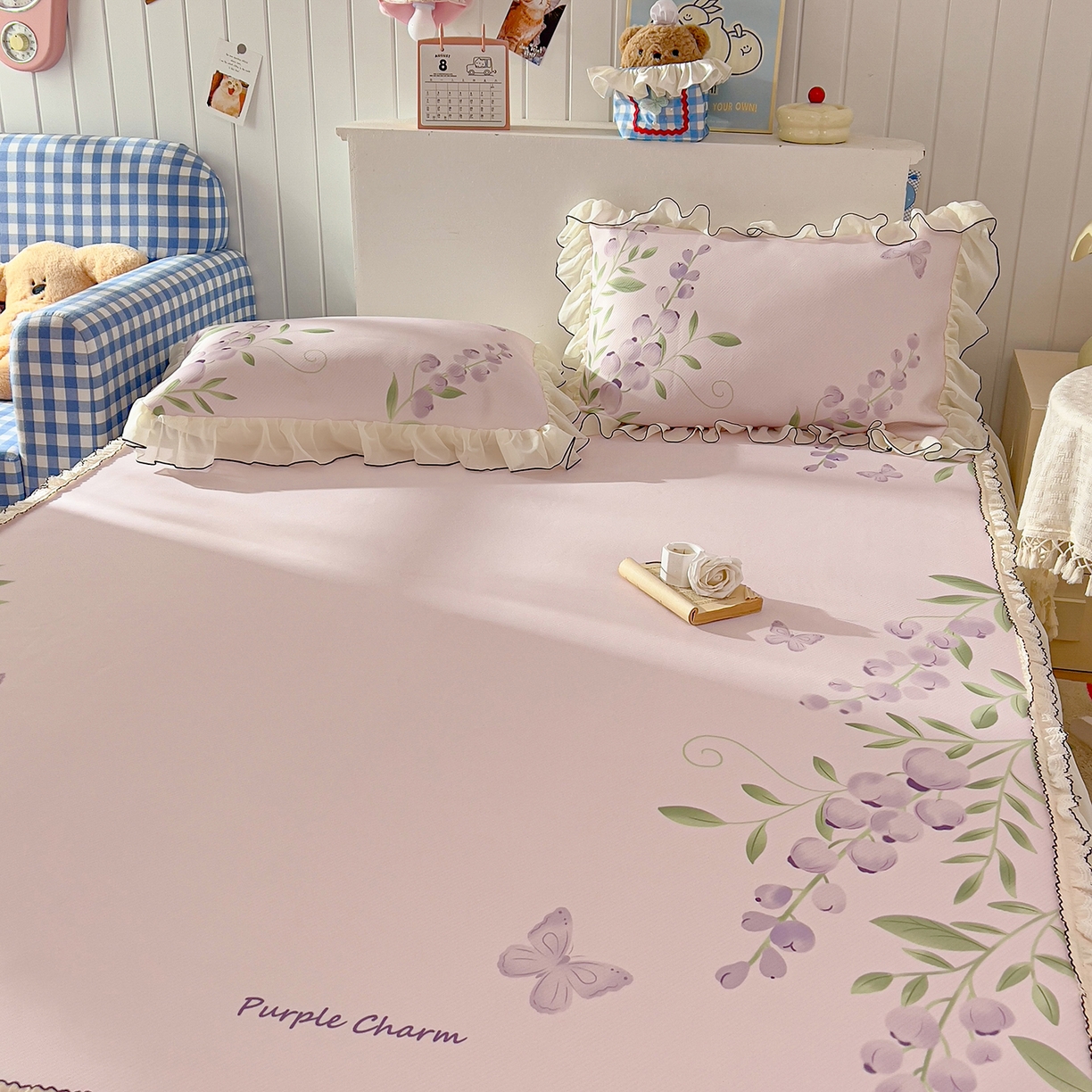 91家纺网 家纺一手货源 找家纺 川悦生活 2026新款凉豆豆凉感冰丝床裙三件套 幸福花眠