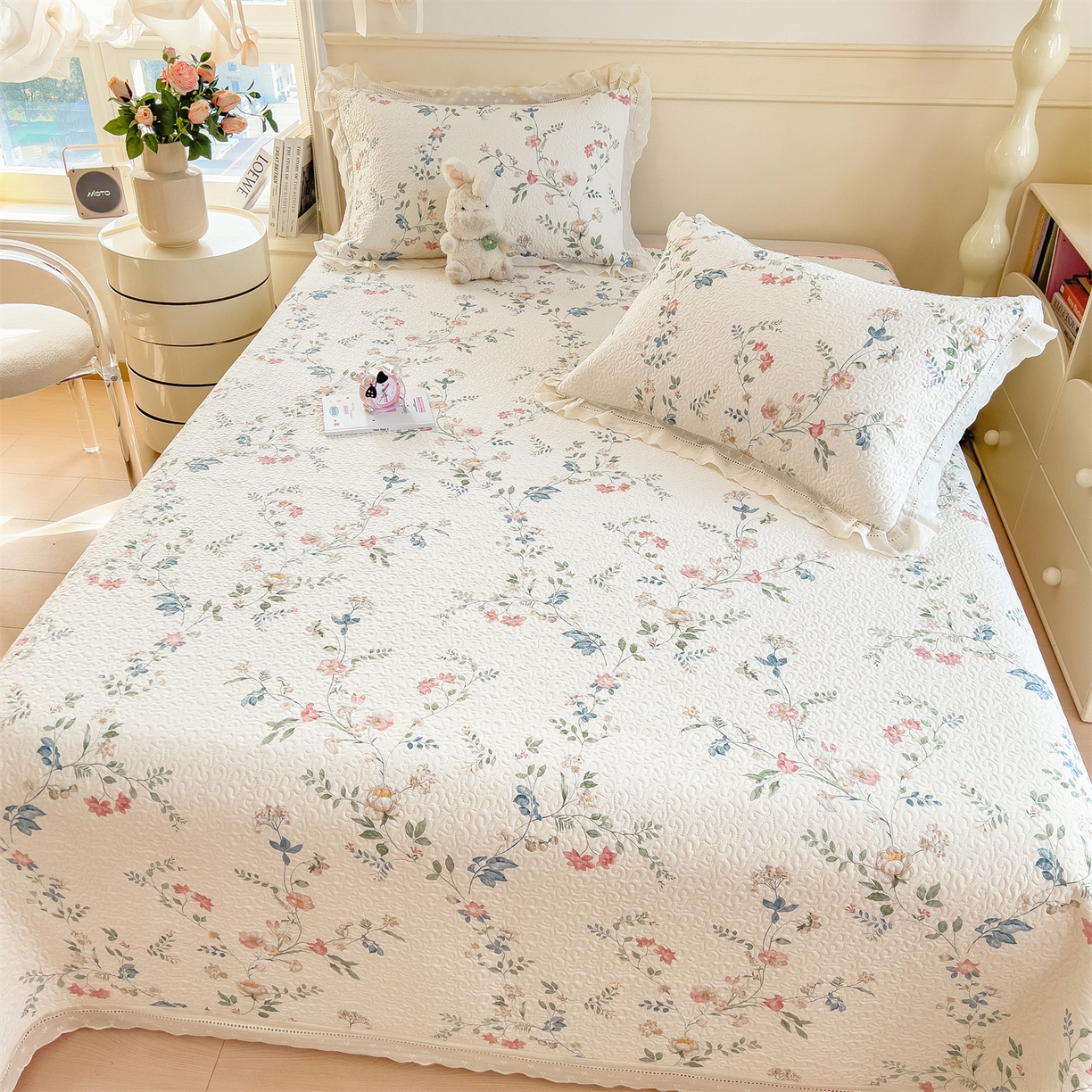 91家纺网 家纺一手货源 找家纺 慕木家纺 2026新款A类印花慕丝棉花边款床盖夏被系列(抽空压缩可供跨境)提供买家秀 洛可可+粉