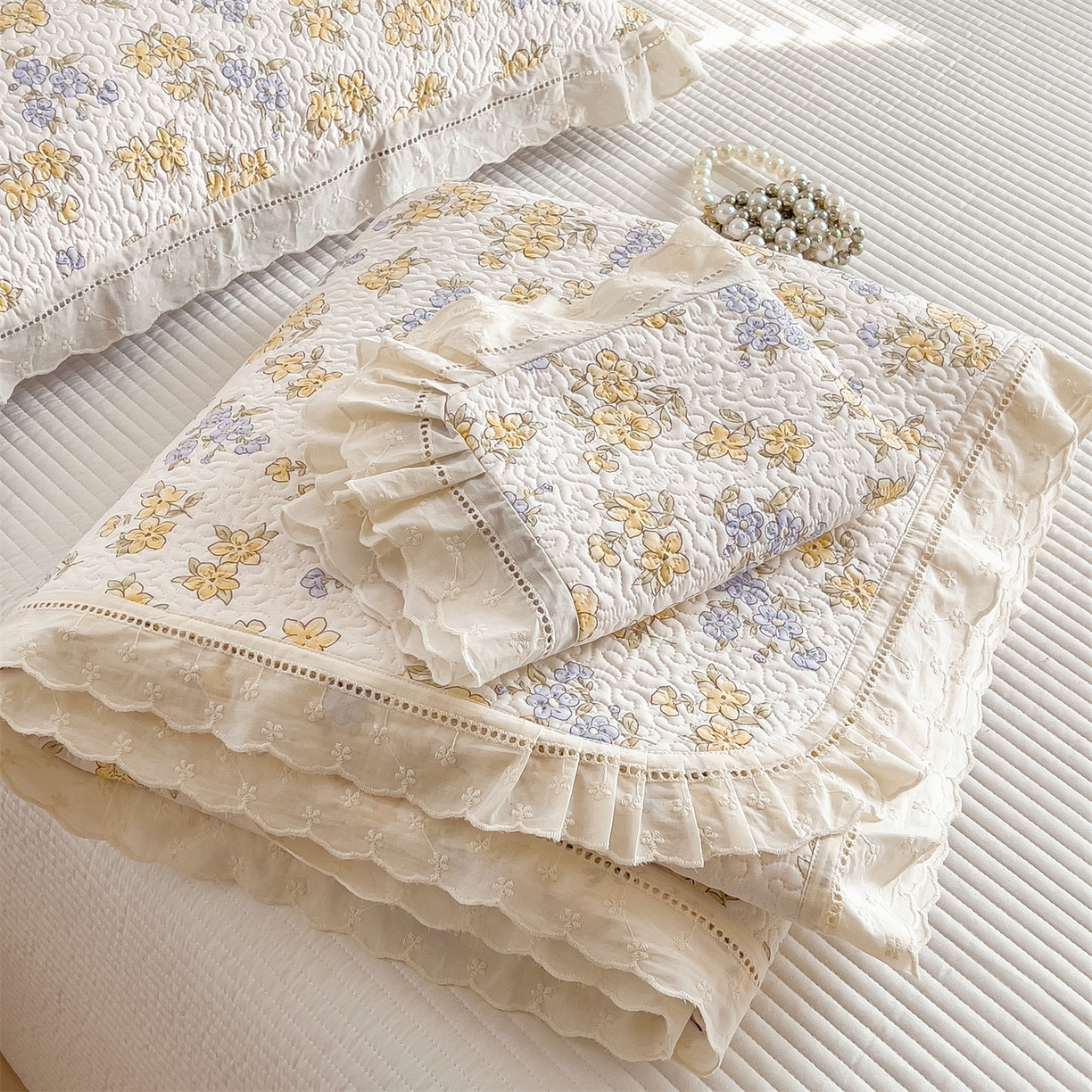 91家纺网 家纺一手货源 找家纺 慕木家纺 2026新款A类印花慕丝棉花边款床盖夏被系列(抽空压缩可供跨境)提供买家秀 金兰+黄