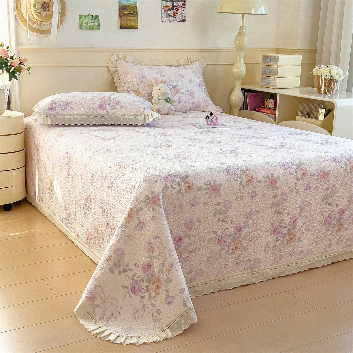 91家纺网 家纺一手货源 找家纺 慕木家纺 2026新款A类印花慕丝棉花边款床盖夏被系列(抽空压缩可供跨境)提供买家秀 凡尔赛+粉