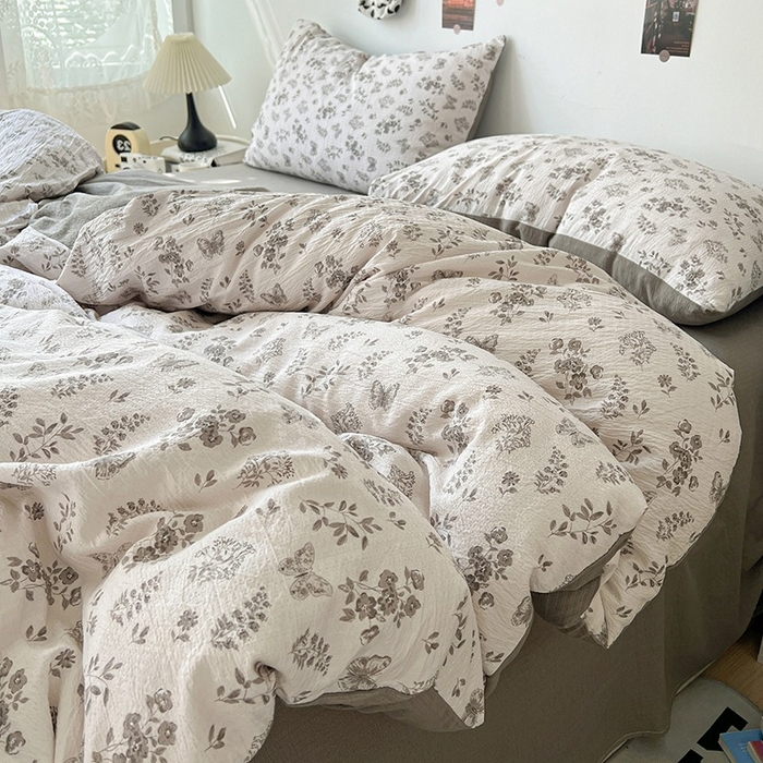 91家纺网 家纺一手货源 找家纺 朵朵家纺 2026新款高级感轻奢复古美拉德色系双层纱泡芙棉床品四件套加厚水洗双层纱软 素碟吟