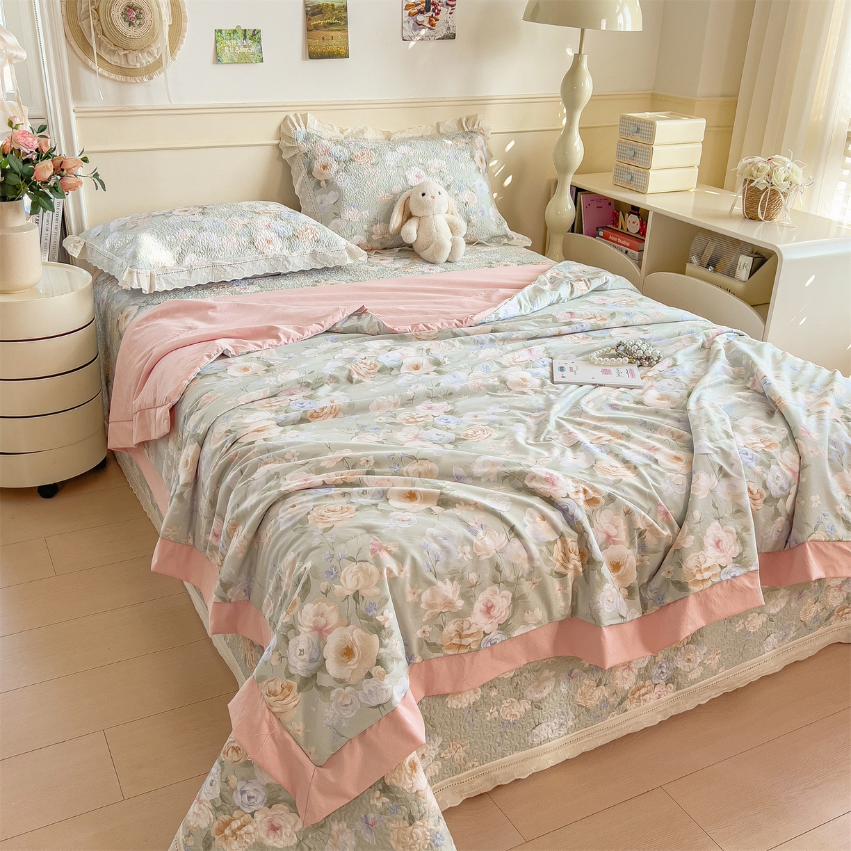 91家纺网 家纺一手货源 找家纺 慕木家纺 2026新款A类印花慕丝棉花边款床盖夏被系列(抽空压缩可供跨境)提供买家秀 青妍+粉