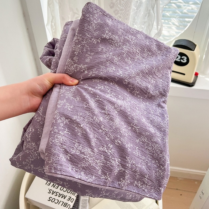 91家纺网 家纺一手货源 找家纺 朵朵家纺 2026新款高级感轻奢复古美拉德色系双层纱泡芙棉床品四件套加厚水洗双层纱软 紫萝漫想