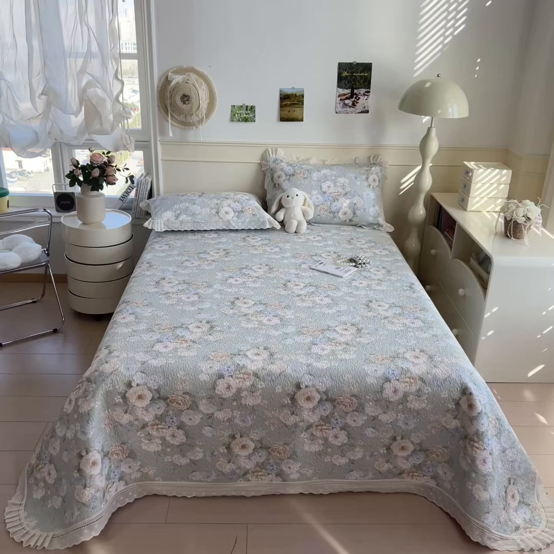 91家纺网 家纺一手货源 找家纺 慕木家纺 2026新款A类印花慕丝棉花边款床盖夏被系列(抽空压缩可供跨境)提供买家秀 青妍+粉