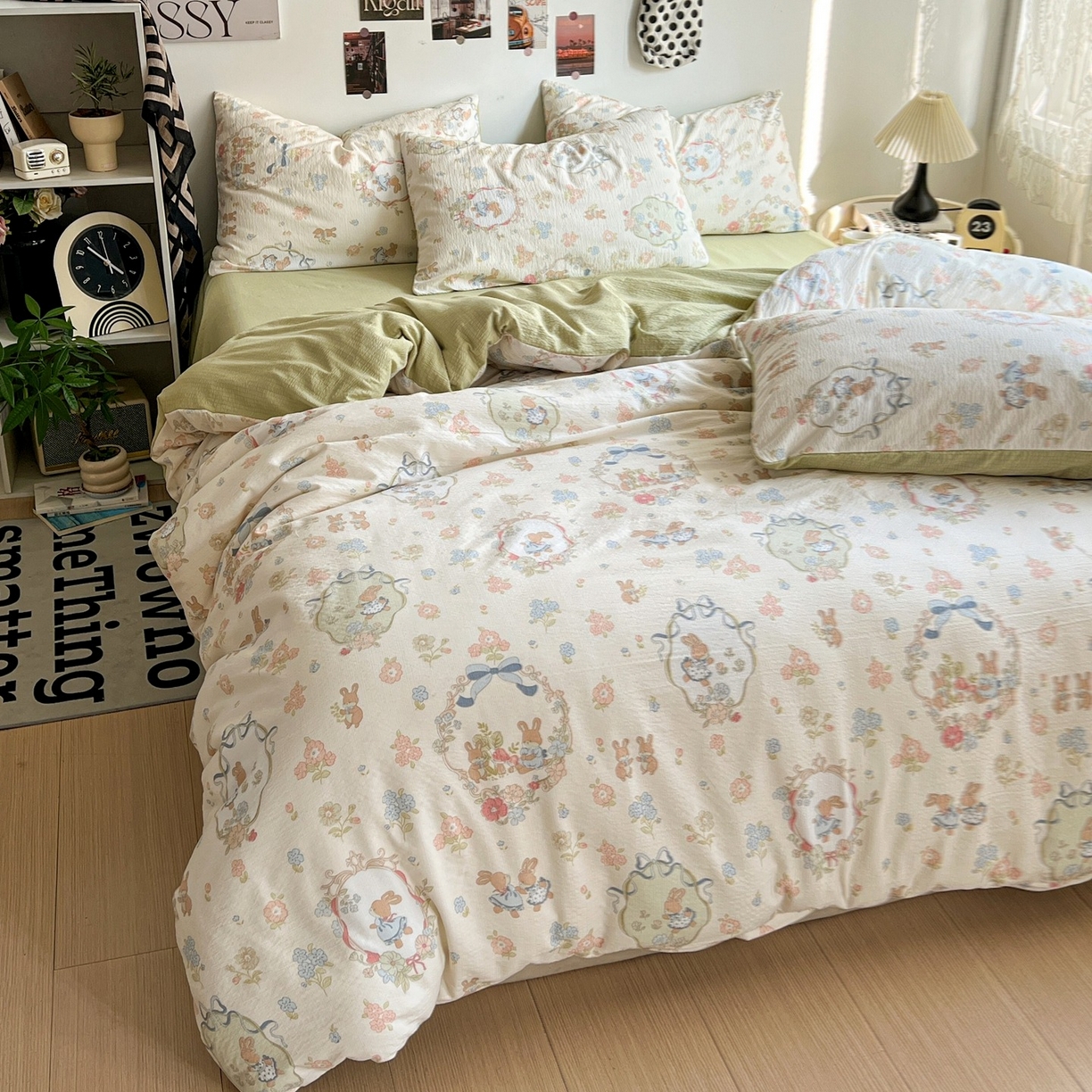 91家纺网 家纺一手货源 找家纺 朵朵家纺 2026新款高级感轻奢复古美拉德色系双层纱泡芙棉床品四件套加厚水洗双层纱软 爱丽丝兔