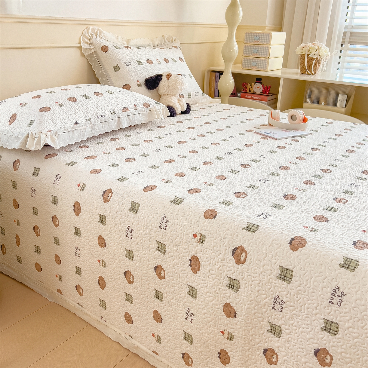 91家纺网 家纺一手货源 找家纺 慕木家纺 2026新款A类印花慕丝棉花边款床盖夏被系列(抽空压缩可供跨境)提供买家秀 蛋糕熊+绿