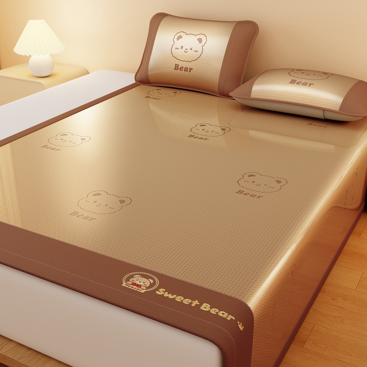 91家纺网 家纺一手货源 找家纺 卡初家居（原微来） 2026春夏新款快乐熊水洗冰藤床席款床笠款 快乐熊-魅力咖-床席款