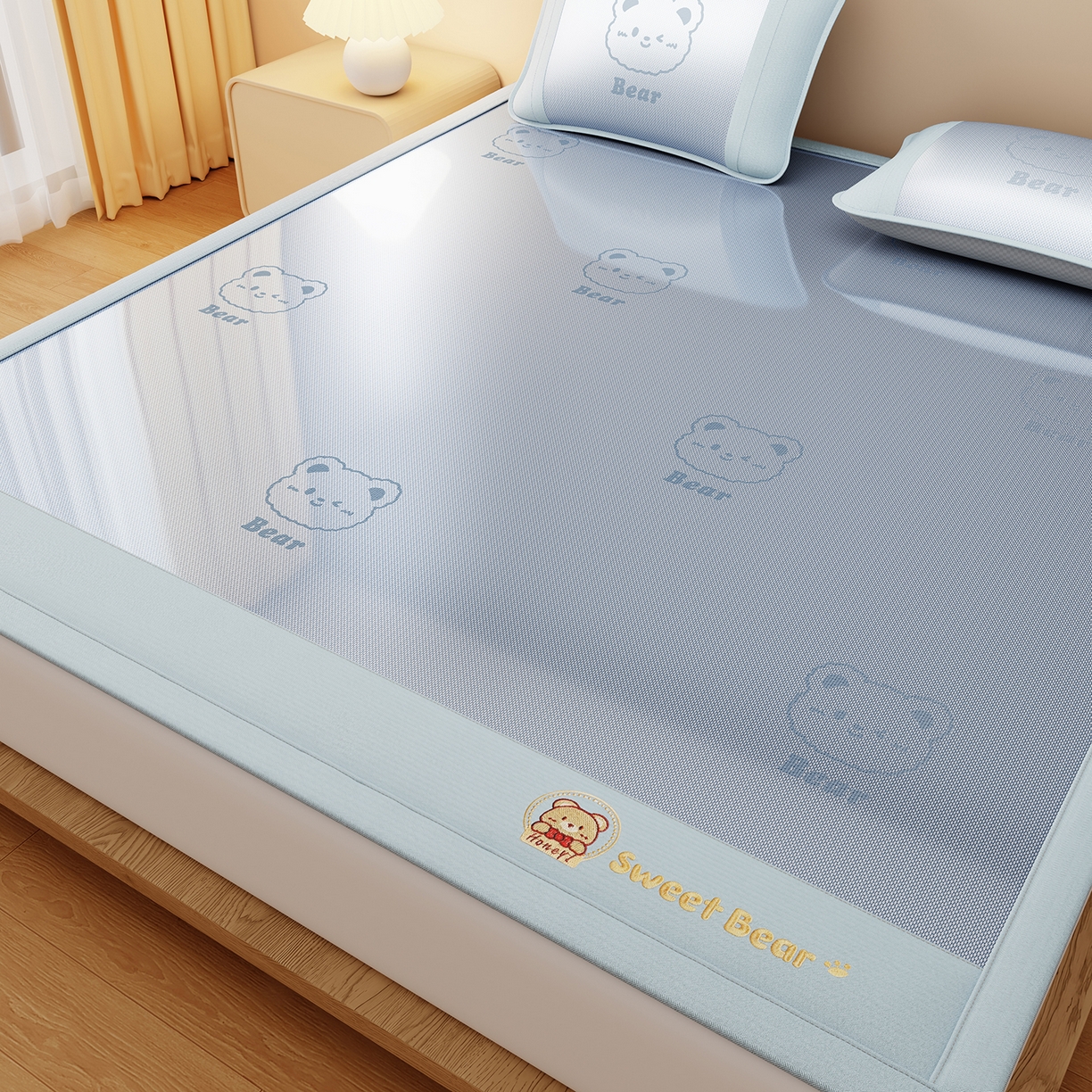 91家纺网 家纺一手货源 找家纺 卡初家居（原微来） 2026春夏新款快乐熊水洗冰藤床席款床笠款 快乐熊-天空蓝-床席款