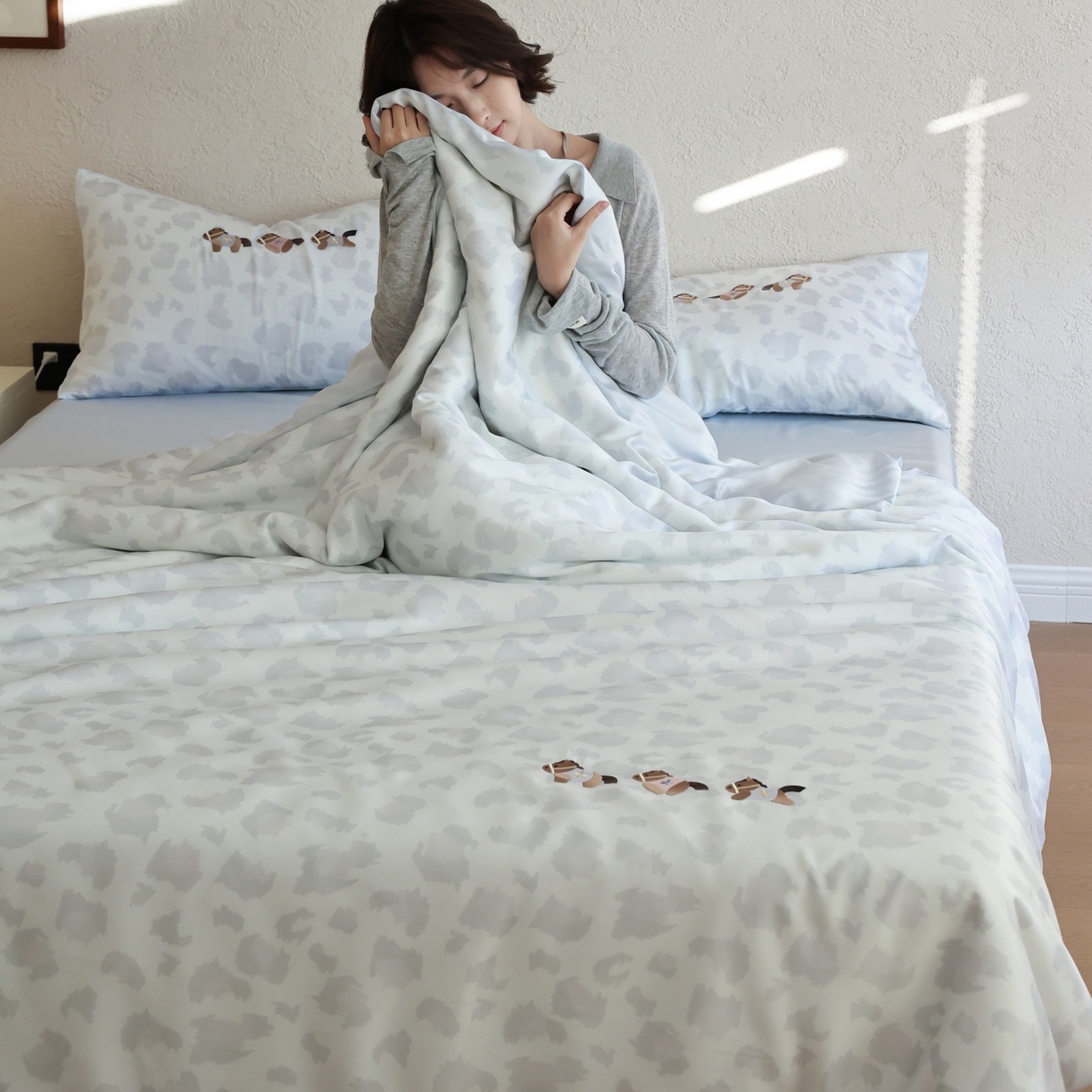 91家纺网 家纺一手货源 找家纺 （总）初拾 2026春夏新款60支兰精天丝”小胖马“四件套—幸运小马