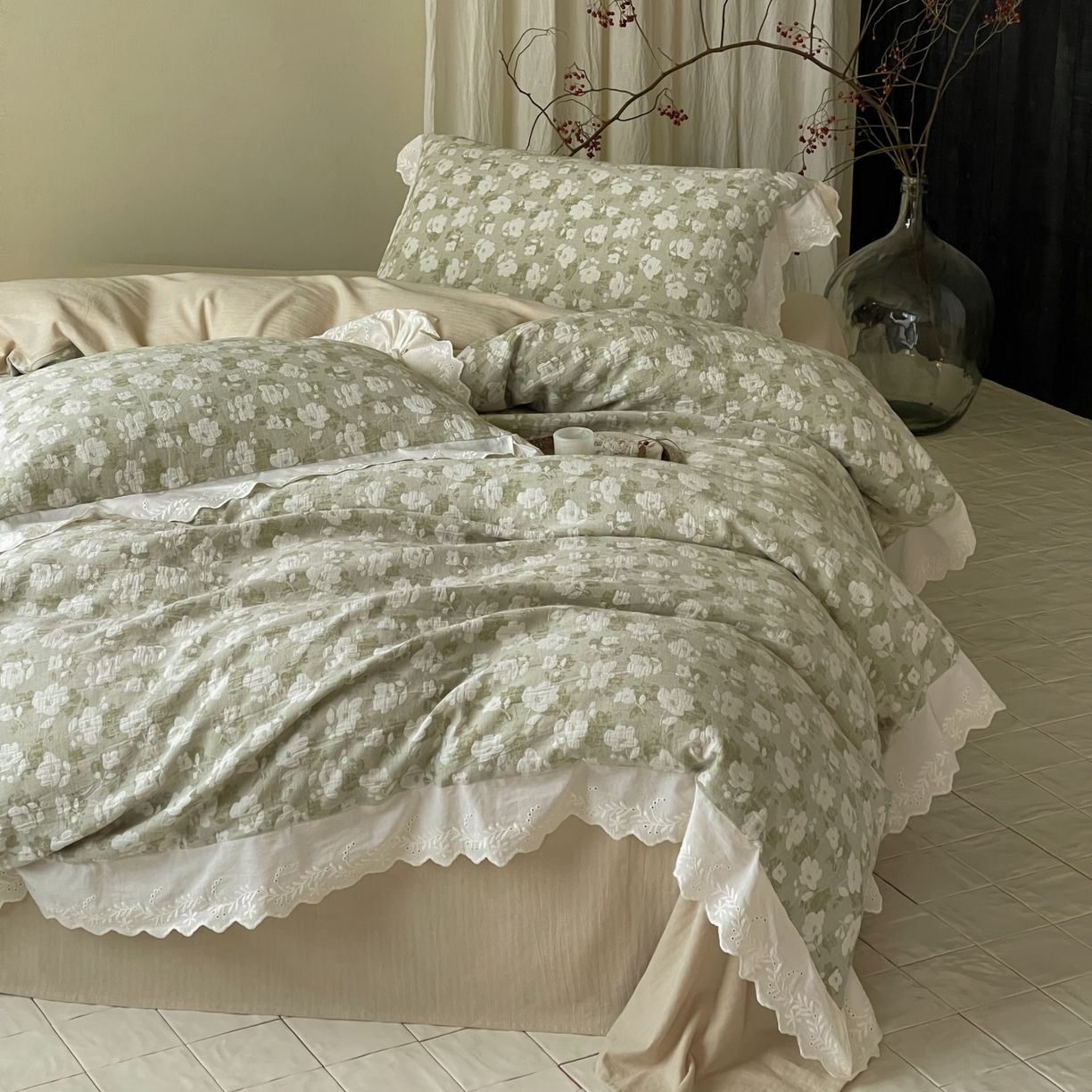 91家纺网 家纺一手货源 找家纺 云上 2026春夏新款全棉纯棉色织大提空气层提花法式花边款四件套--花悦 花悦-绿