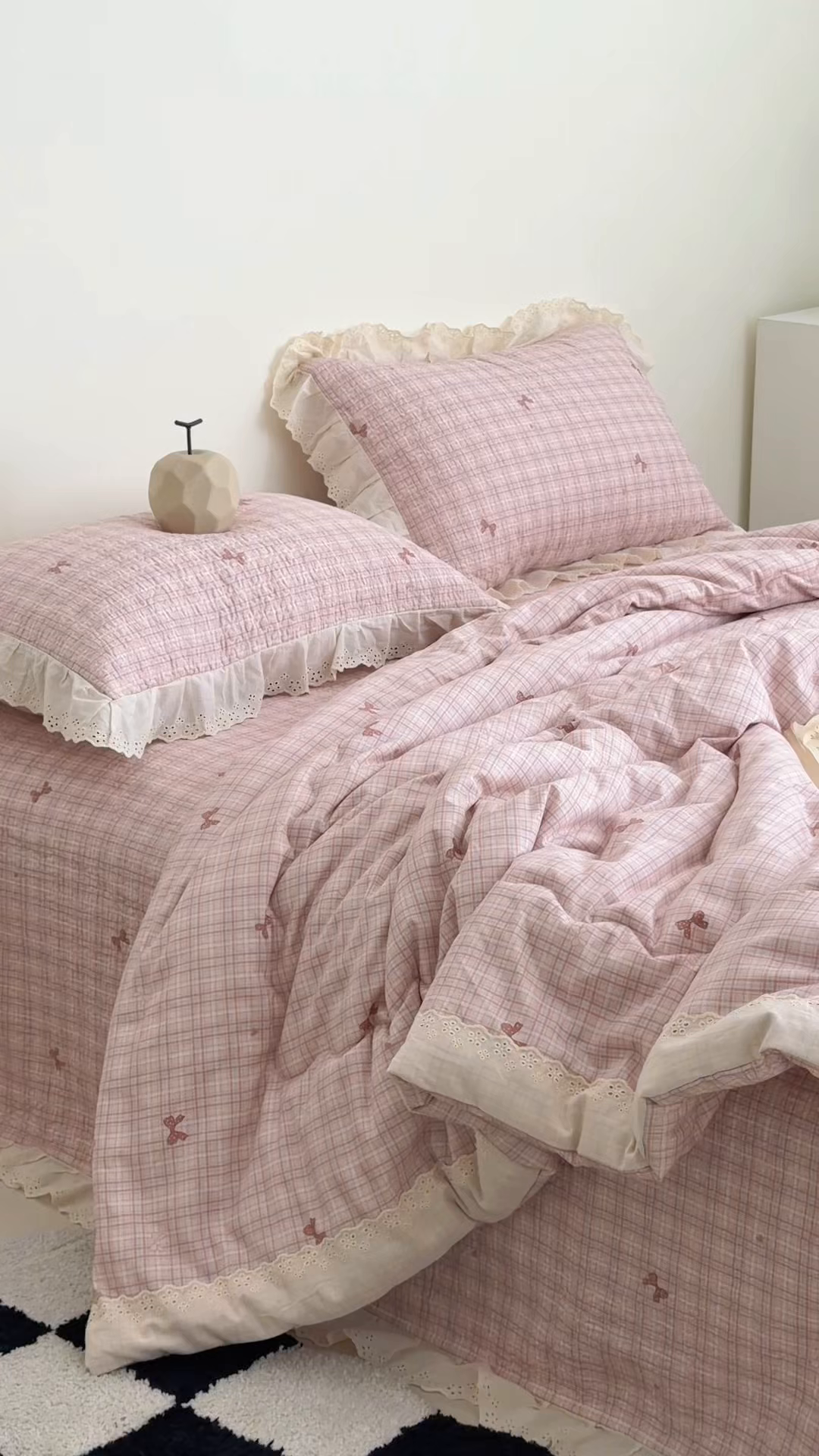 91家纺网 家纺一手货源 找家纺 佰织鑫家居 2026春夏新款全棉纯棉法式床盖款夏被夏凉被空调被夏被四件套春秋被四件套 蝴蝶结