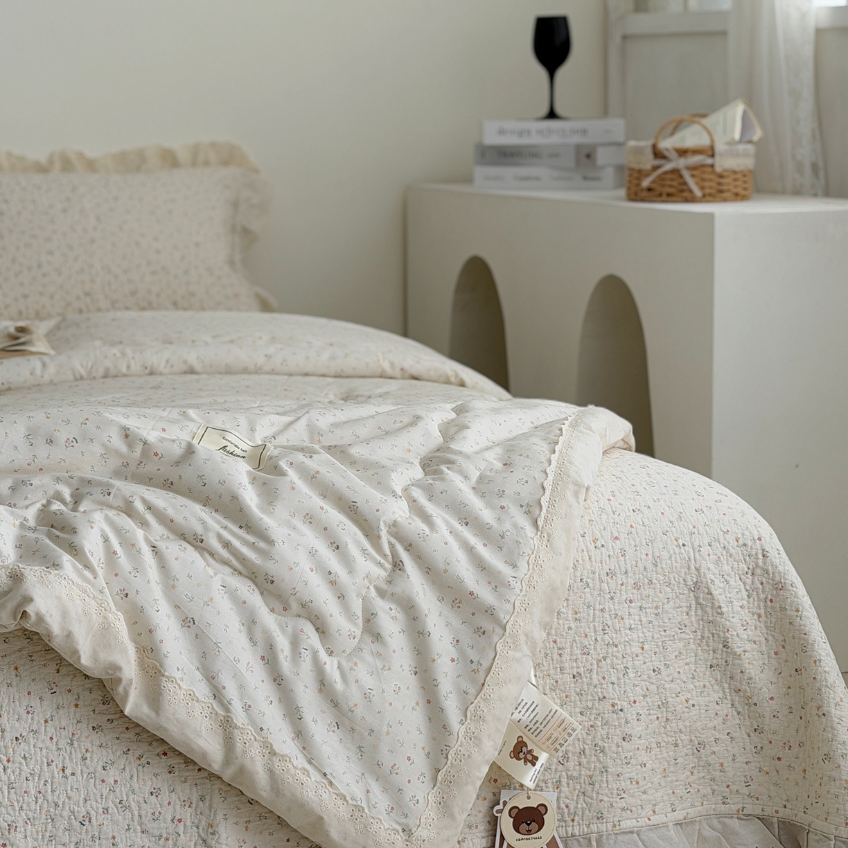 91家纺网 家纺一手货源 找家纺 佰织鑫家居 2026春夏新款全棉纯棉法式床盖款夏被夏凉被空调被夏被四件套春秋被四件套 花朵儿