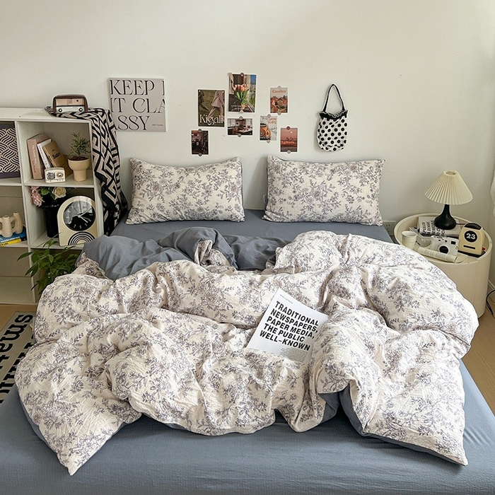 91家纺网 家纺一手货源 找家纺 朵朵家纺 2026新款高级感轻奢复古美拉德色系双层纱泡芙棉床品四件套加厚水洗双层纱软 青花瓷