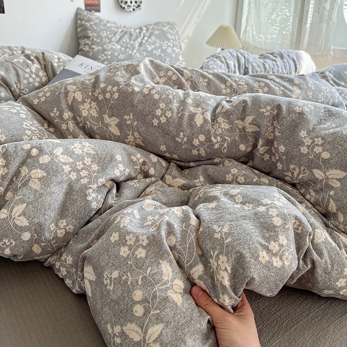 91家纺网 家纺一手货源 找家纺 朵朵家纺 2026新款高级感轻奢复古美拉德色系双层纱泡芙棉床品四件套加厚水洗双层纱软 漫野