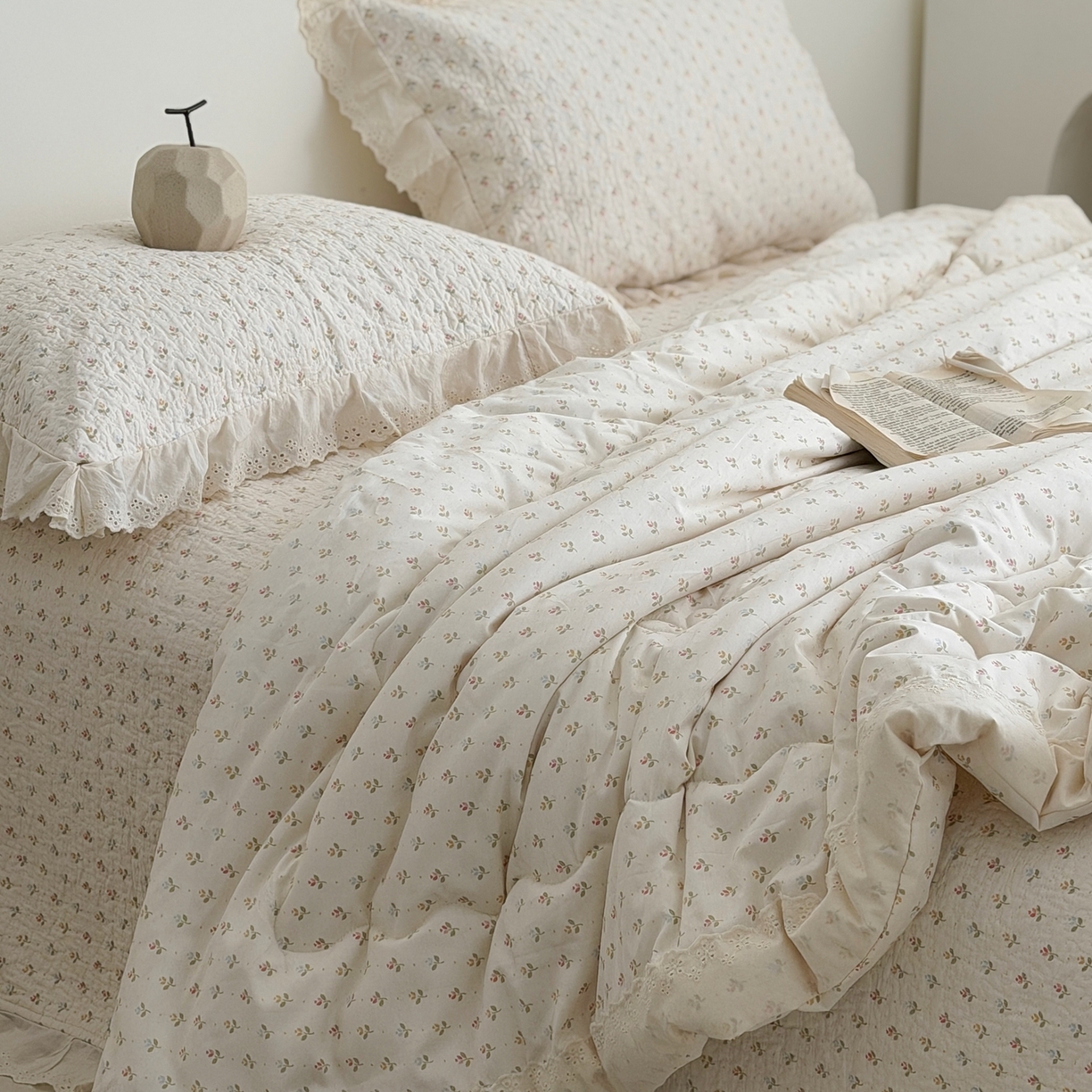 91家纺网 家纺一手货源 找家纺 佰织鑫家居 2026春夏新款全棉纯棉法式床盖款夏被夏凉被空调被夏被四件套春秋被四件套 花语