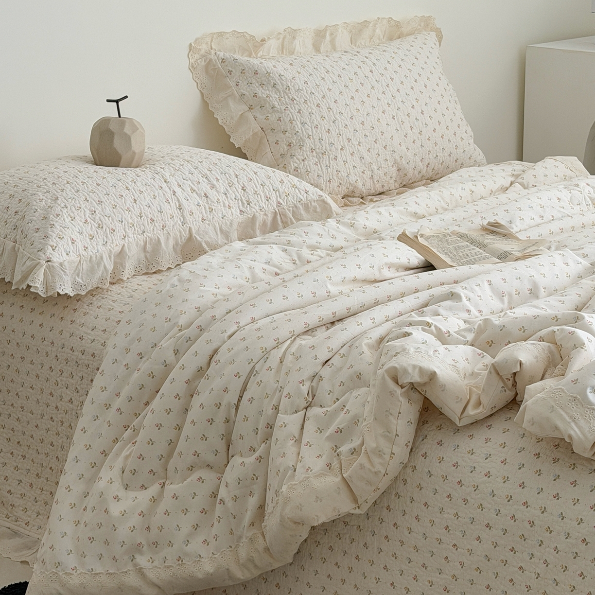 91家纺网 家纺一手货源 找家纺 佰织鑫家居 2026春夏新款全棉纯棉法式床盖款夏被夏凉被空调被夏被四件套春秋被四件套 花语