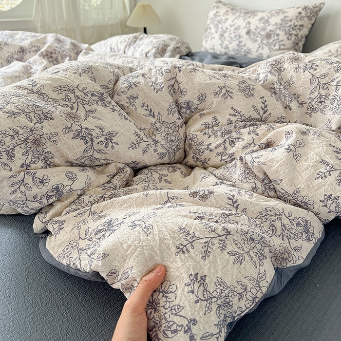 91家纺网 家纺一手货源 找家纺 朵朵家纺 2026新款高级感轻奢复古美拉德色系双层纱泡芙棉床品四件套加厚水洗双层纱软 青花瓷