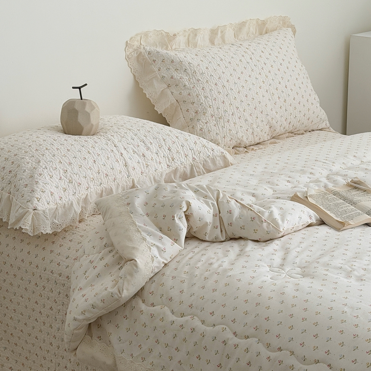 91家纺网 家纺一手货源 找家纺 佰织鑫家居 2026春夏新款全棉纯棉法式床盖款夏被夏凉被空调被夏被四件套春秋被四件套 花语