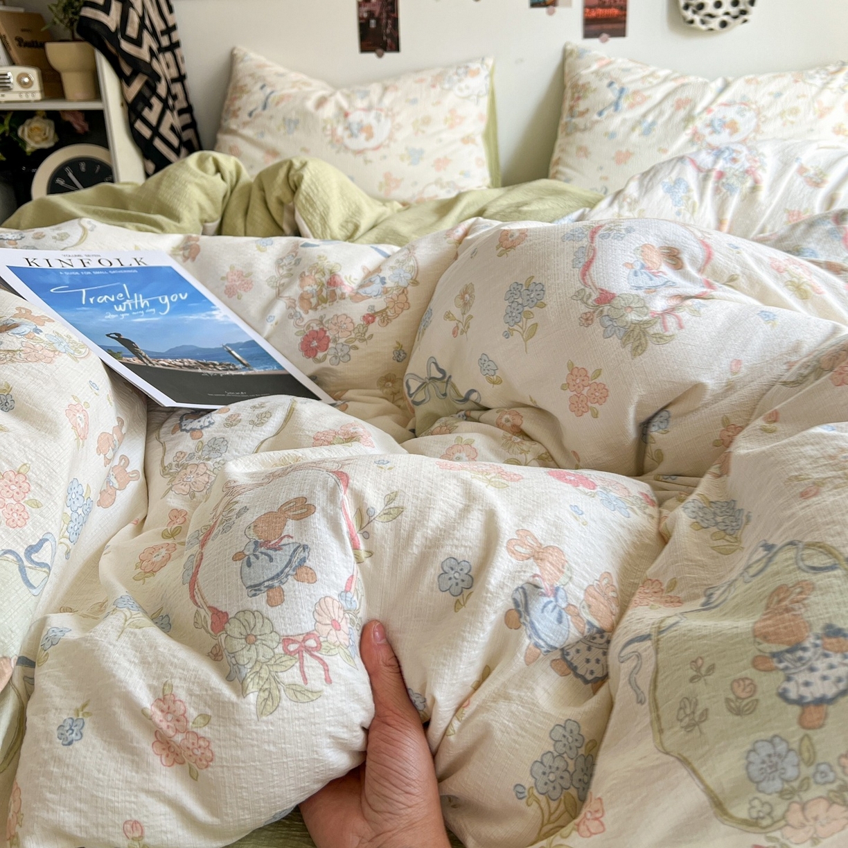 91家纺网 家纺一手货源 找家纺 朵朵家纺 2026新款高级感轻奢复古美拉德色系双层纱泡芙棉床品四件套加厚水洗双层纱软 爱丽丝兔